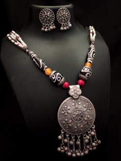 Earrings-oxidized-jewelry-AKERTON61